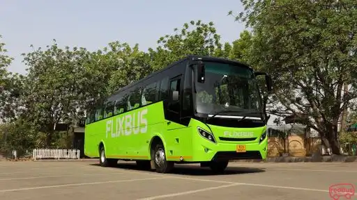 FlixBus Bus-Front Image