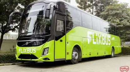 FlixBus Bus-Side Image