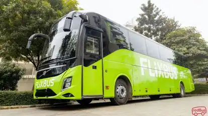 FlixBus Bus-Side Image