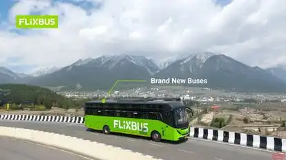 FlixBus Bus-Side Image