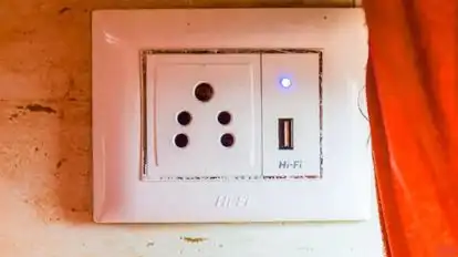 SOLO EXPRESS Bus-Amenities Image