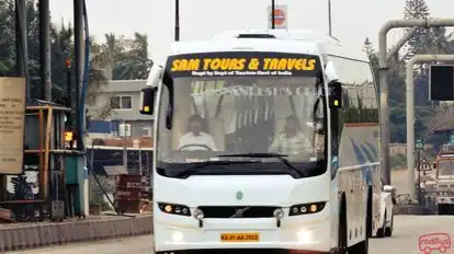 SAAM BUS Bus-Front Image