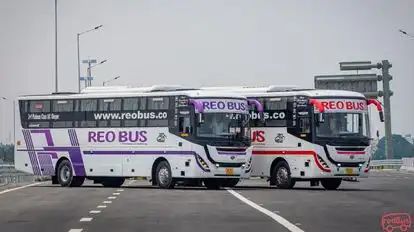 REO BUS Bus-Side Image