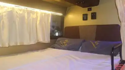 REO BUS Bus-Seats Image