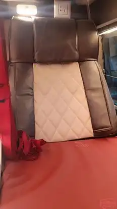 Sree Gowtham Travels Bus-Amenities Image