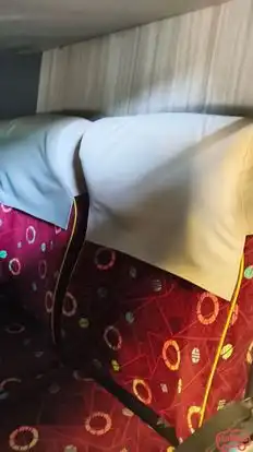 Udan Pari Dlx Bus-Seats Image