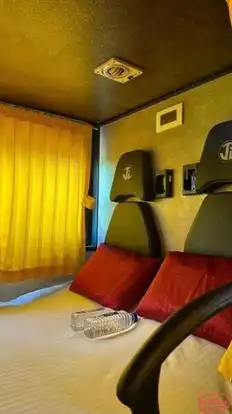 Mahadev Bus Service Bus-Amenities Image