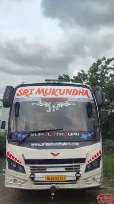 Sri Mukundha Travels  Bus-Front Image