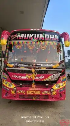 Sri Mukundha Travels  Bus-Front Image