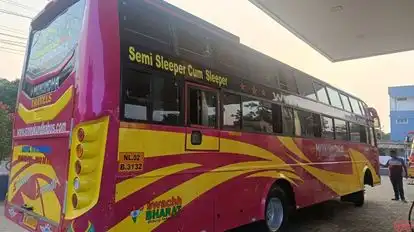 Sri Mukundha Travels  Bus-Side Image