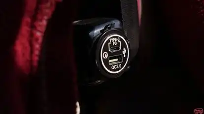 Himalayan Nomad Ktc Bus-Amenities Image