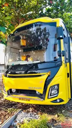 Shri Mahalaxmi Travels  Bus-Front Image