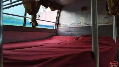 SRI MUTHU JAYAM TRAVELS Bus-Amenities Image