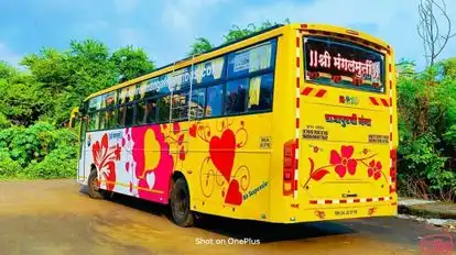 Shree Mangalmurti Travels Bus-Side Image