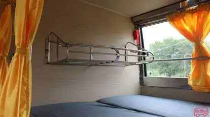 Sivaji Travells  Bus-Amenities Image