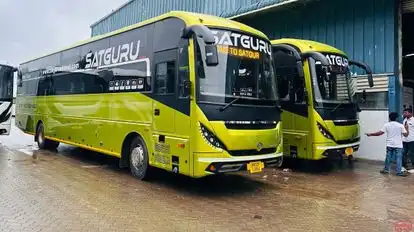 Satguru Tours & Travels Bus-Side Image