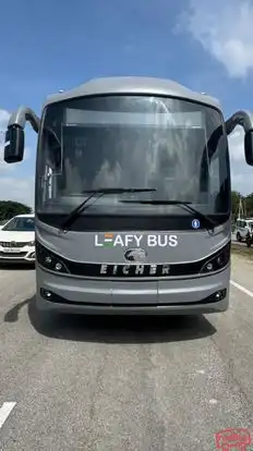 Leafy Bus Bus-Front Image