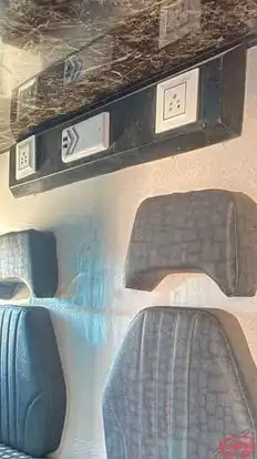Umavanshi Travels Bus-Amenities Image
