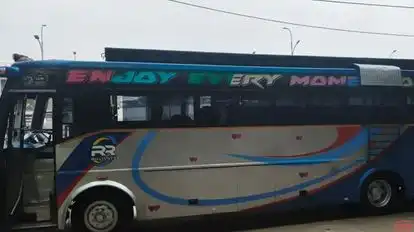 Raja Rani Holidays Bus-Side Image