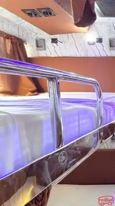 Shree Triveni Travels Bus-Amenities Image