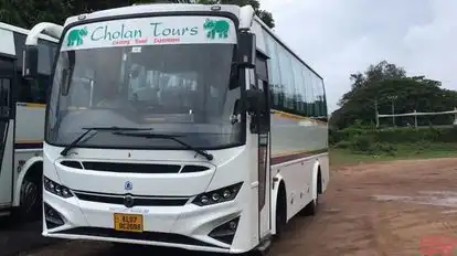 CHOLAN TOURS Bus-Front Image