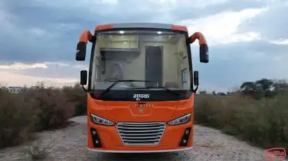 Ratna Prabha Travels Bus-Front Image