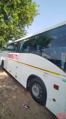 Giriraj Tour And Travels Bus-Side Image