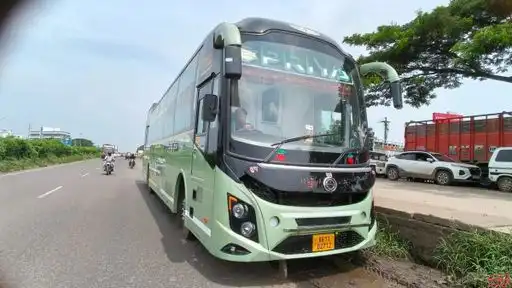 Priya Travels Bus-Front Image