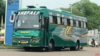 Munawwar Travels Bus-Side Image