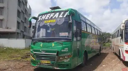 Munawwar Travels Bus-Side Image