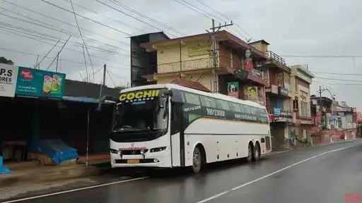 Cochin Bus Bus-Front Image