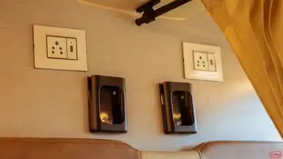 SLN TRAVELS Bus-Amenities Image