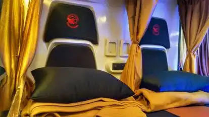 UNICORN EXPRESS Bus-Amenities Image