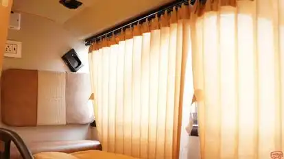 SRI SIDDHAN TRAVELS Bus-Amenities Image