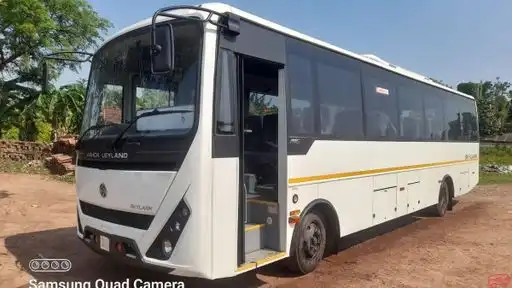Unicorn Express Bus-Front Image