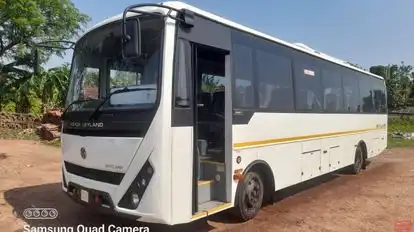 Unicorn Express Bus-Side Image
