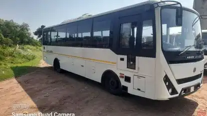 Unicorn Express Bus-Side Image