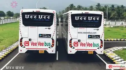 VEE VEE BUS Bus-Side Image