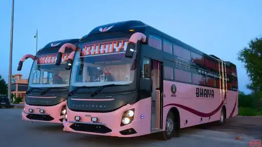 Bhaiya Travels Bus-Front Image