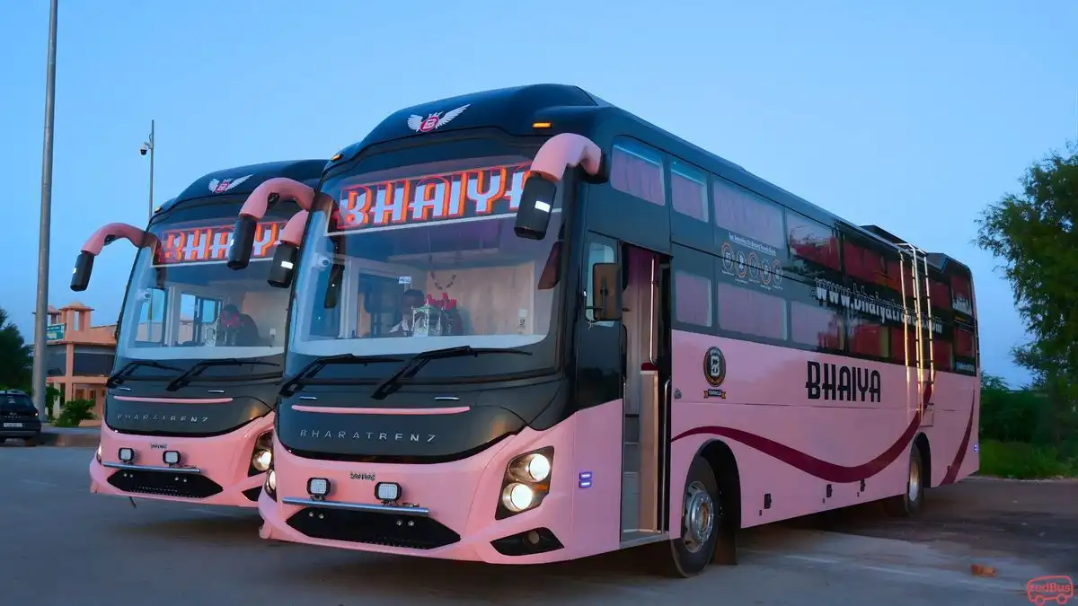 Bhaiya Travels Bus-Front Image