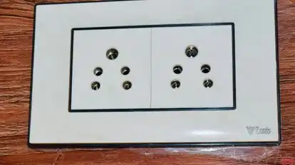 GAUTAM BUS SERVICE (KISHOR) Bus-Amenities Image