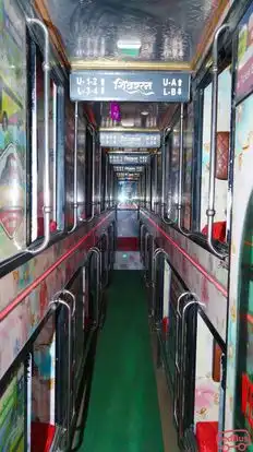 Shivratn Travels  Bus-Seats layout Image