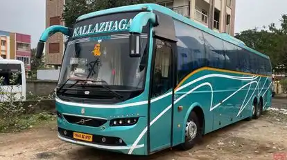 KALLAZHAGAR TRAVELS Bus-Front Image