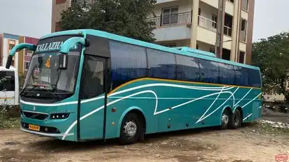 KALLAZHAGAR TRAVELS Bus-Side Image