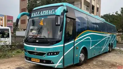 KALLAZHAGAR TRAVELS Bus-Front Image