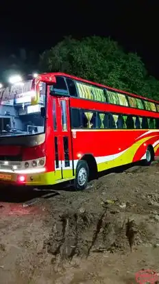 STARLINE TRAVELS  Bus-Side Image