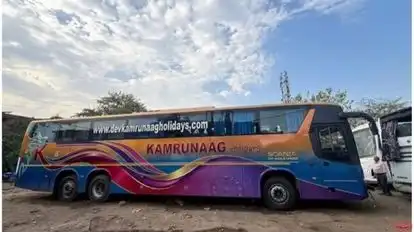 DKN HOLIDAYS Bus-Side Image