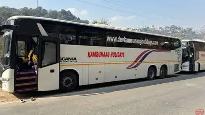 DKN HOLIDAYS Bus-Side Image