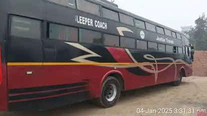 Jeetan Travels Bus-Side Image