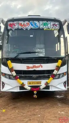 RS Roadlines Bus-Front Image